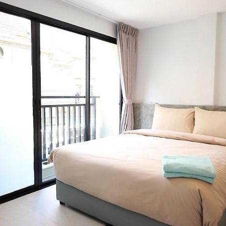 Y House Patong Hostel Eksteriør bilde