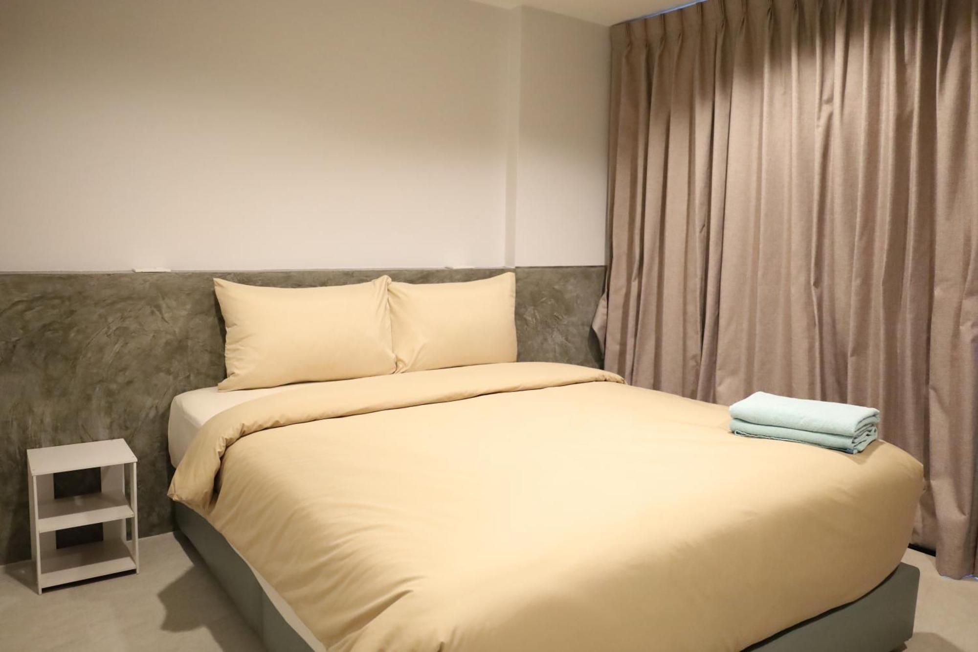 Y House Patong Hostel Eksteriør bilde